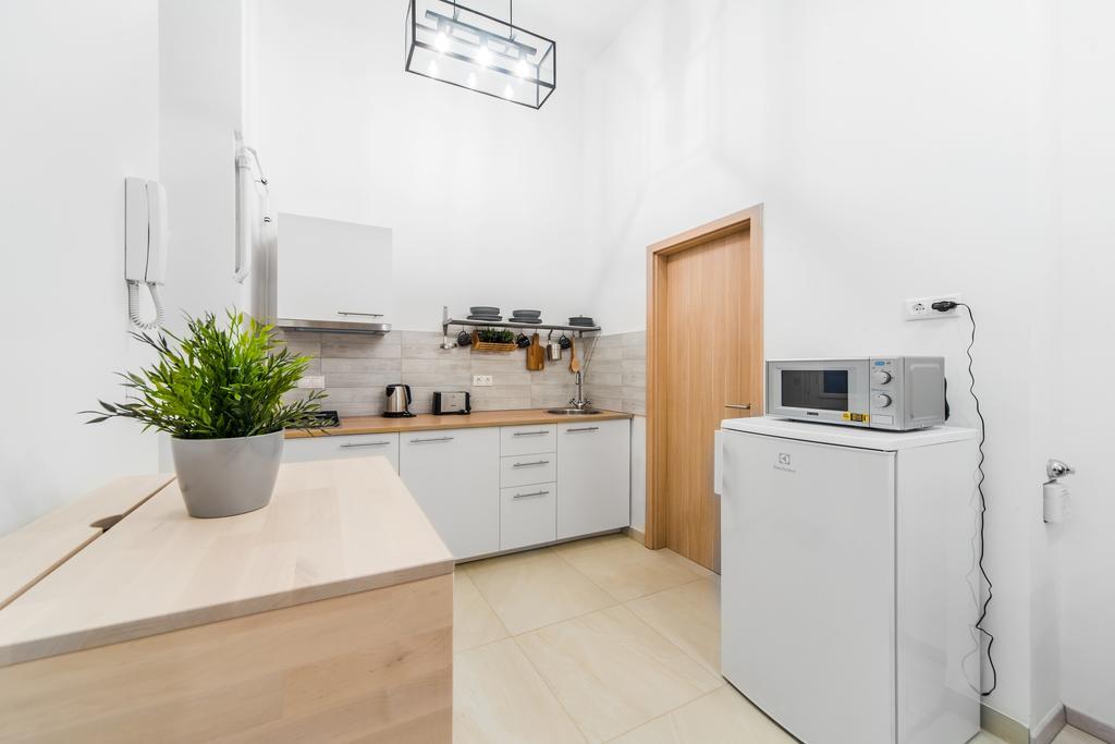 Astoria Airconed Apartments Budapest Bagian luar foto