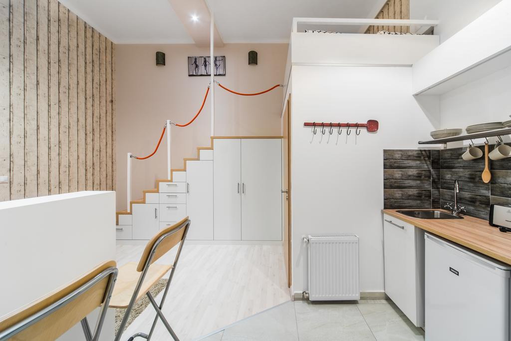 Astoria Airconed Apartments Budapest Bagian luar foto